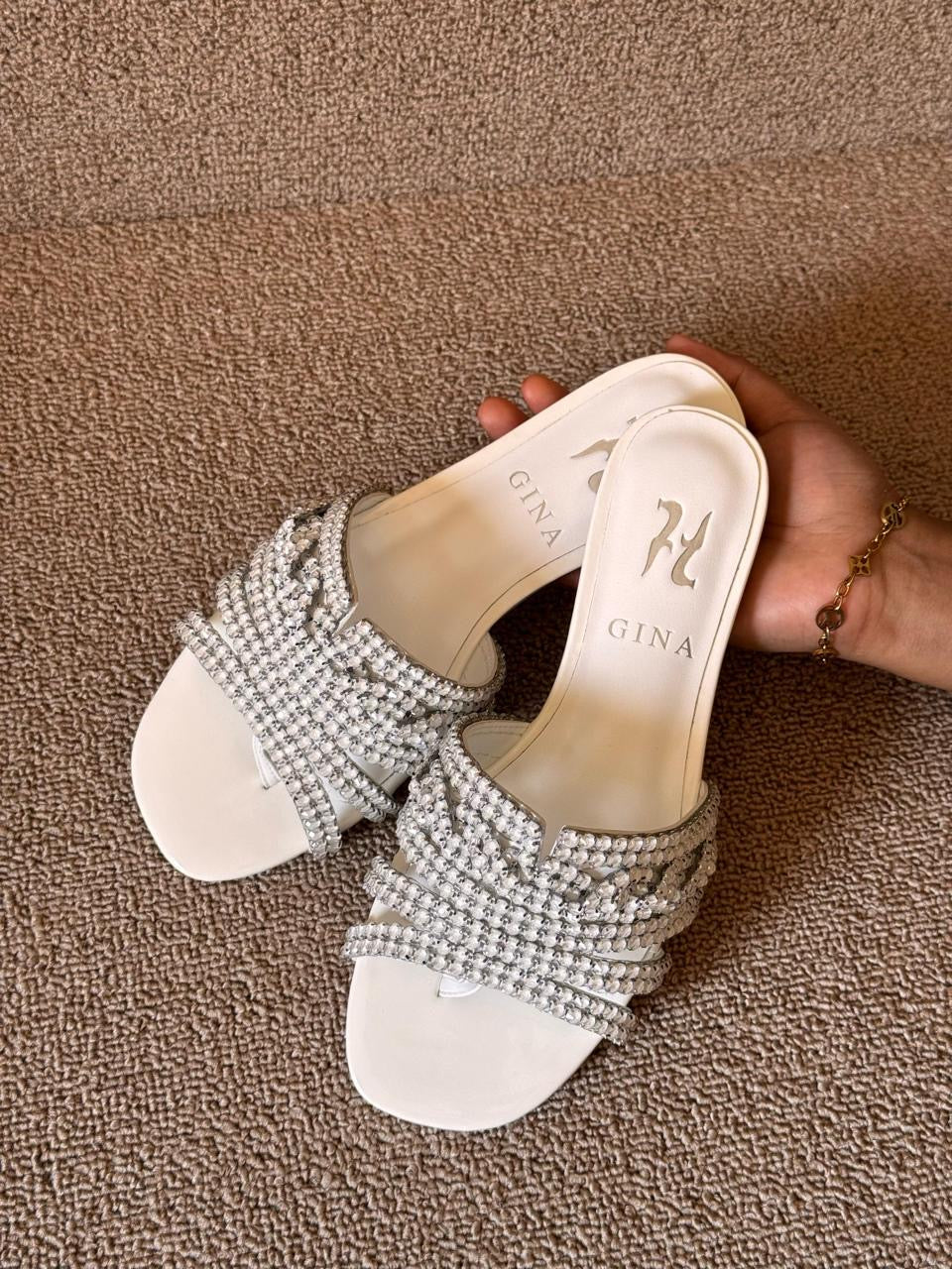 Gina slippers