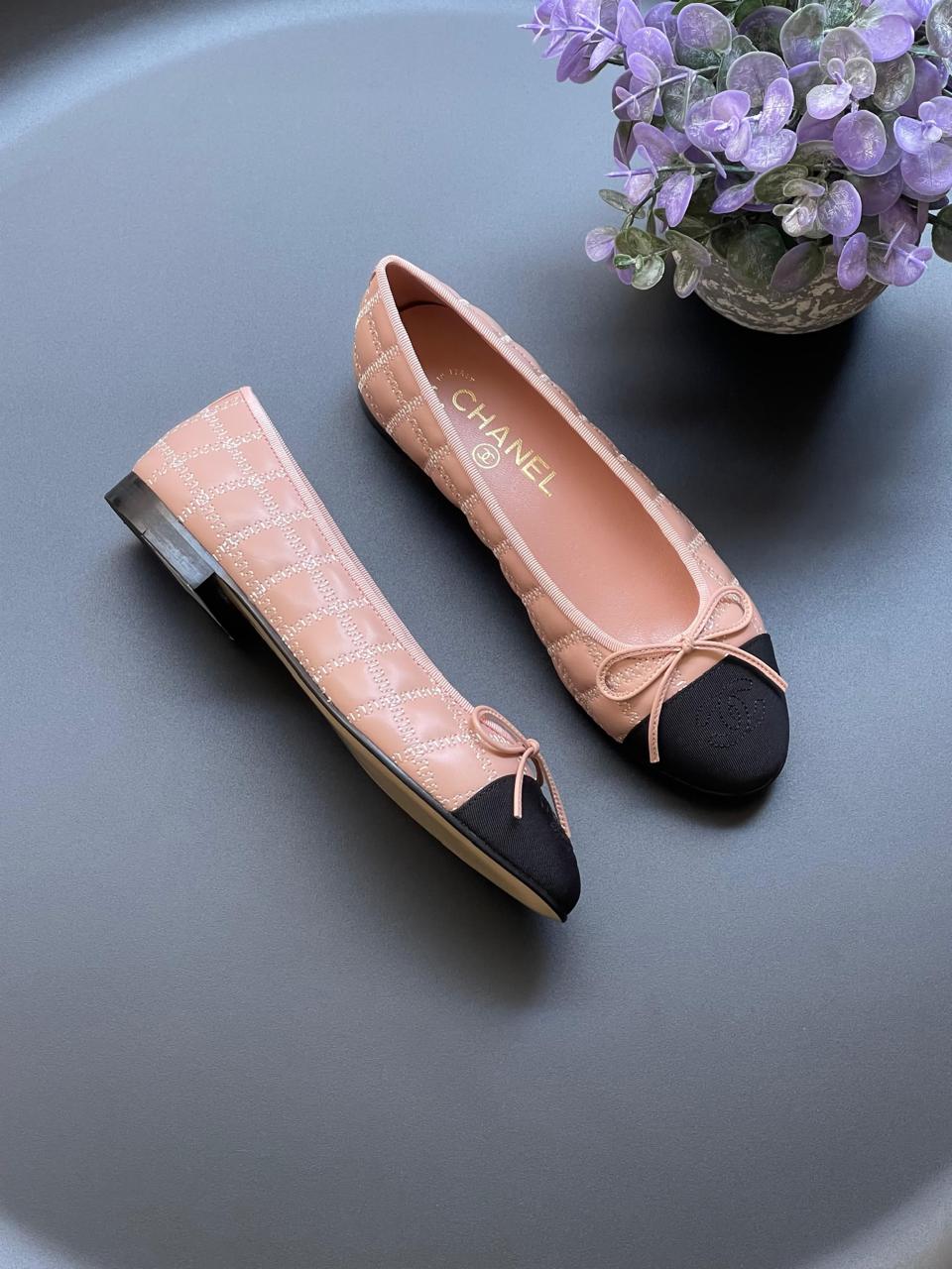 Chanel ballerina
