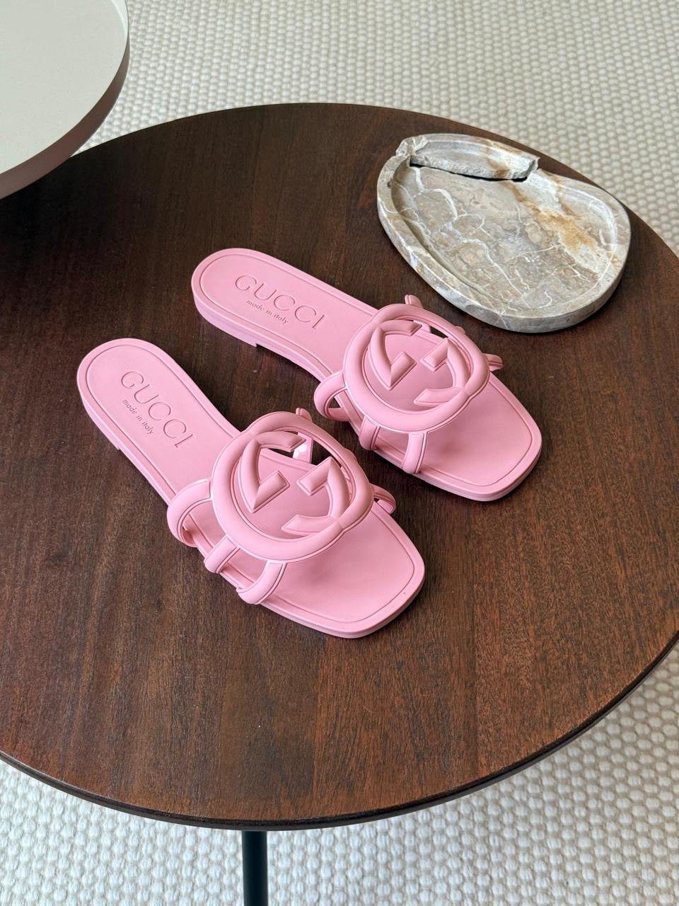 Gucci slippers
