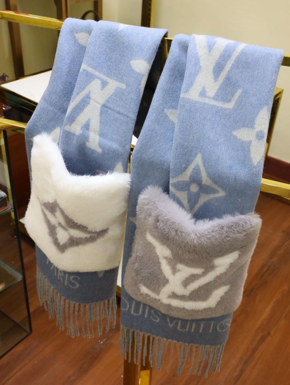 Lv scarf