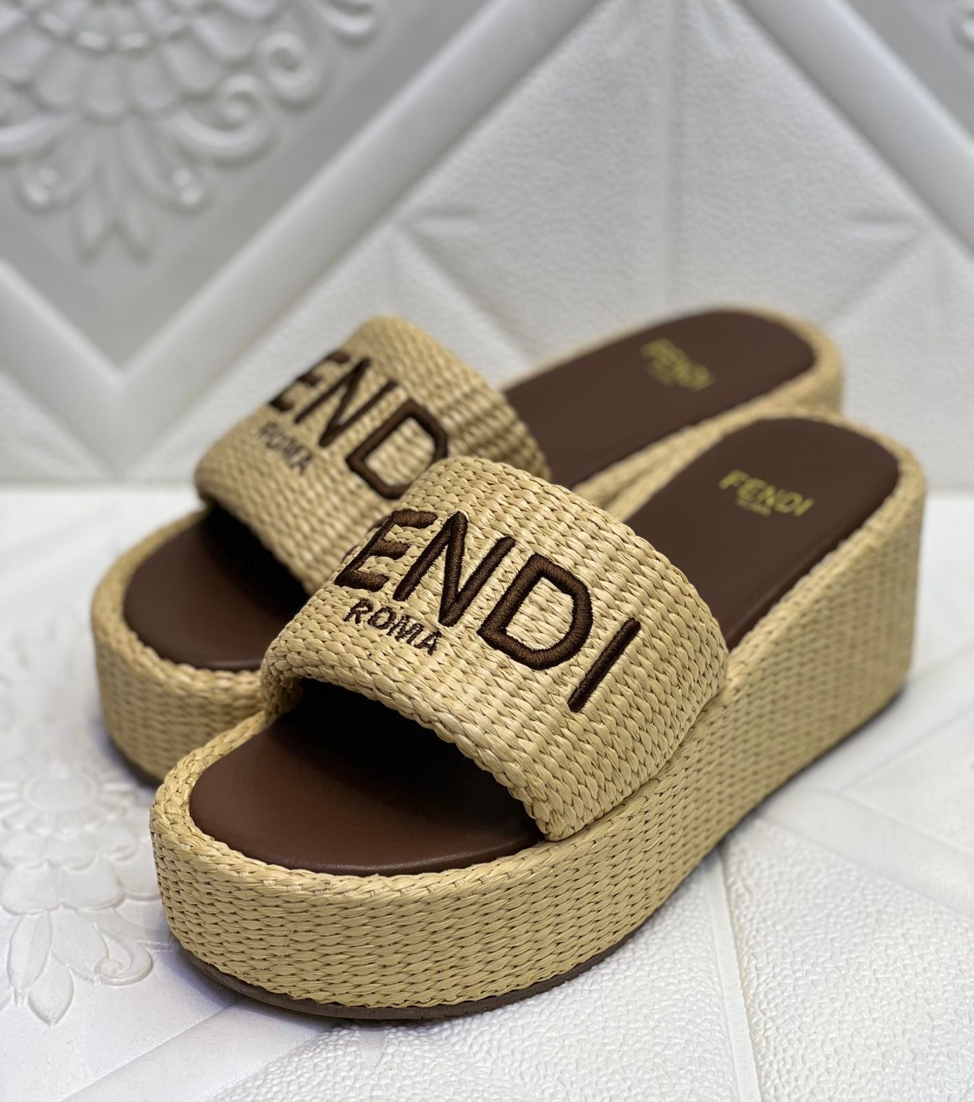 Fendi sandals heels - wedges