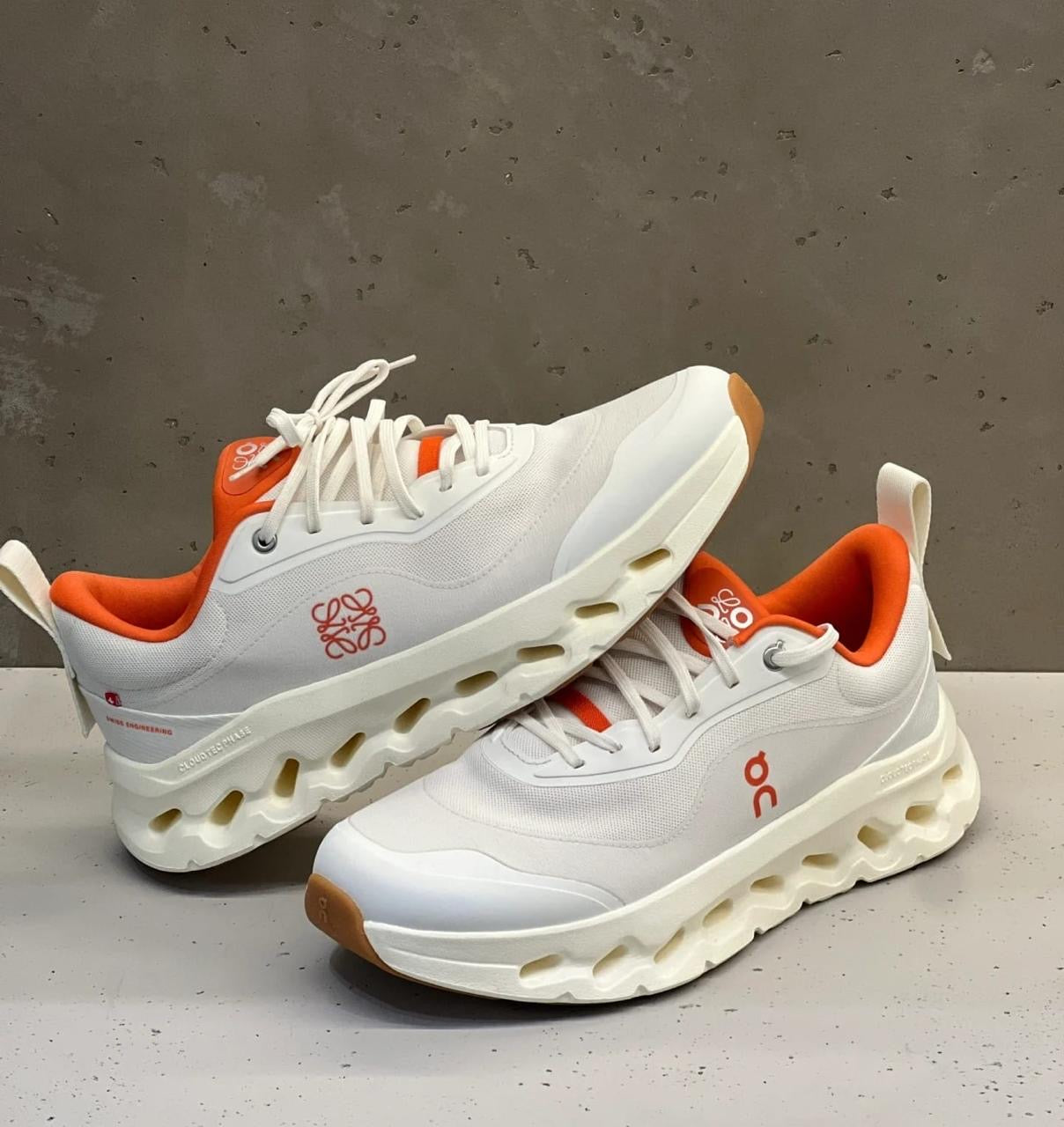 On cloud x loewe sneakers