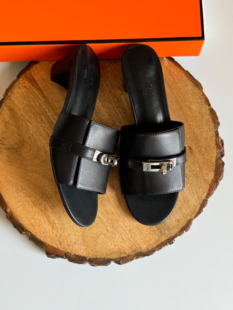 Hermes sandals heels