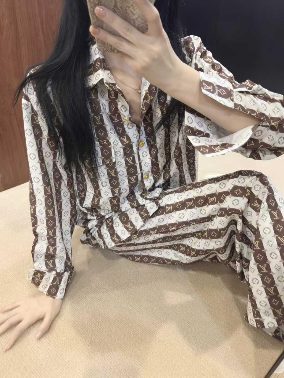 Lv clothes set