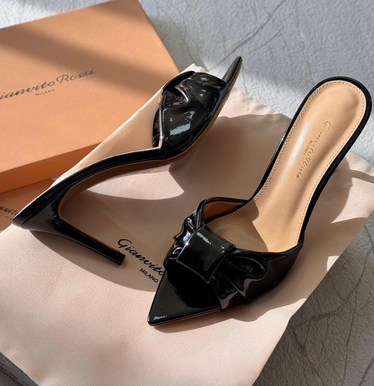 G rossi sandals heels