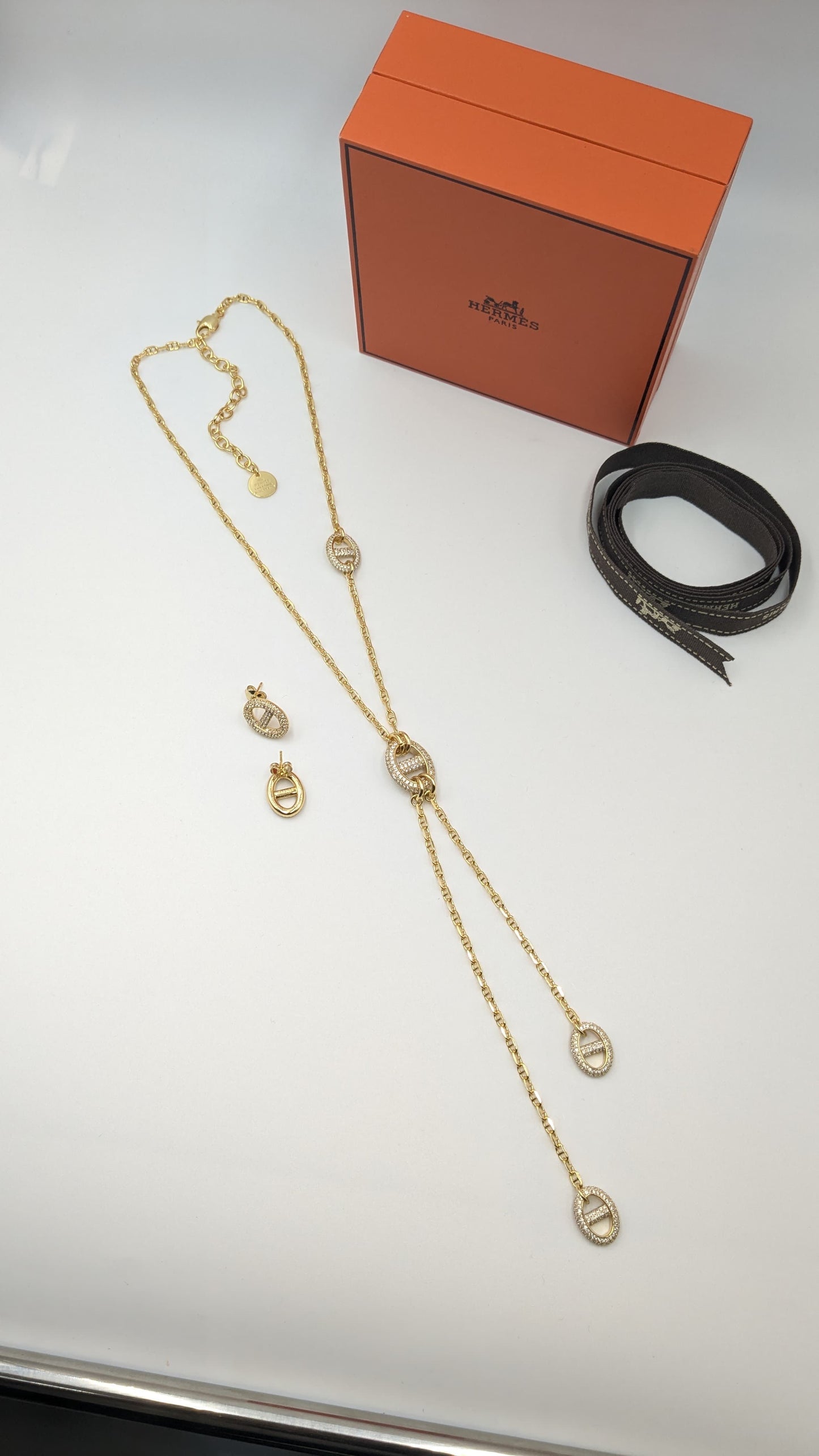 Hermes jewelry set (earrings & necklace)