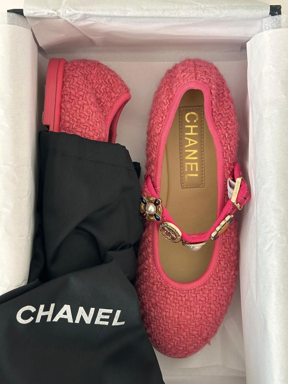 Chanel ballerina