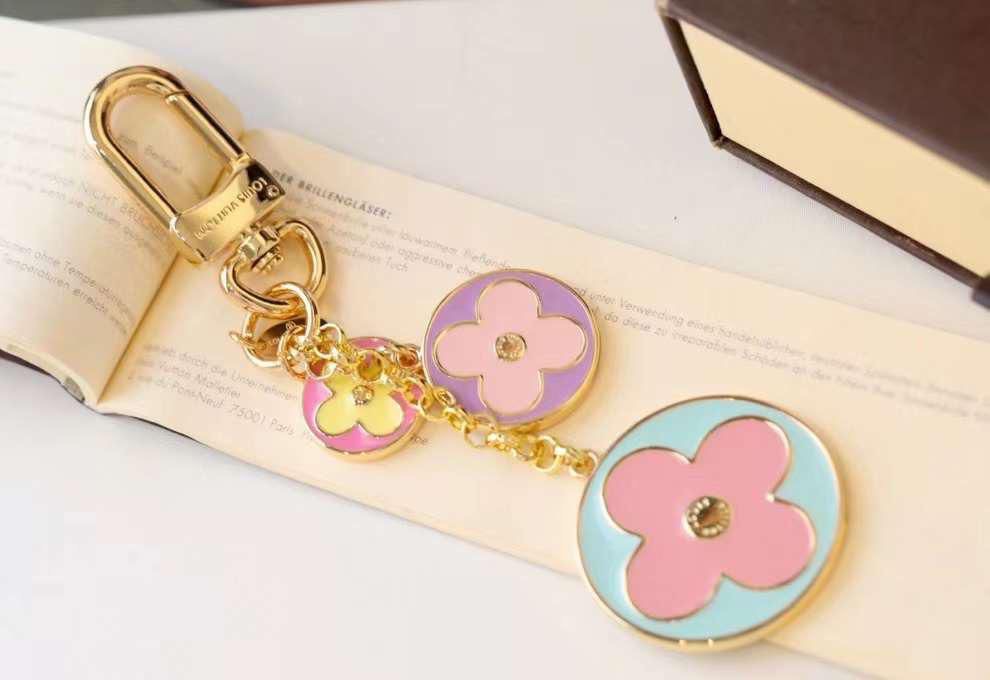 Lv jewelry- keychain