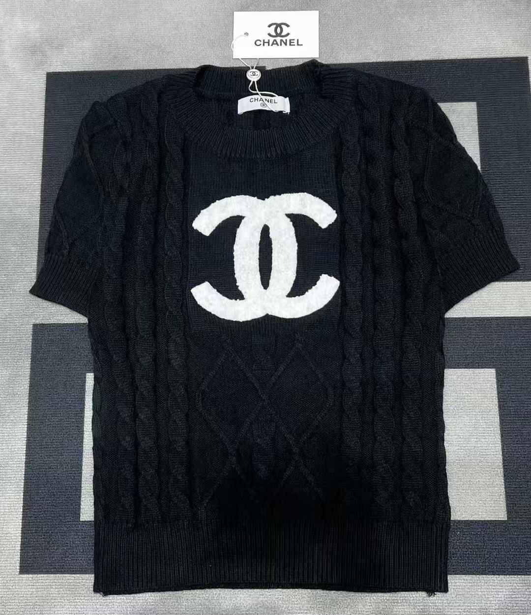 Chanel Tshirt