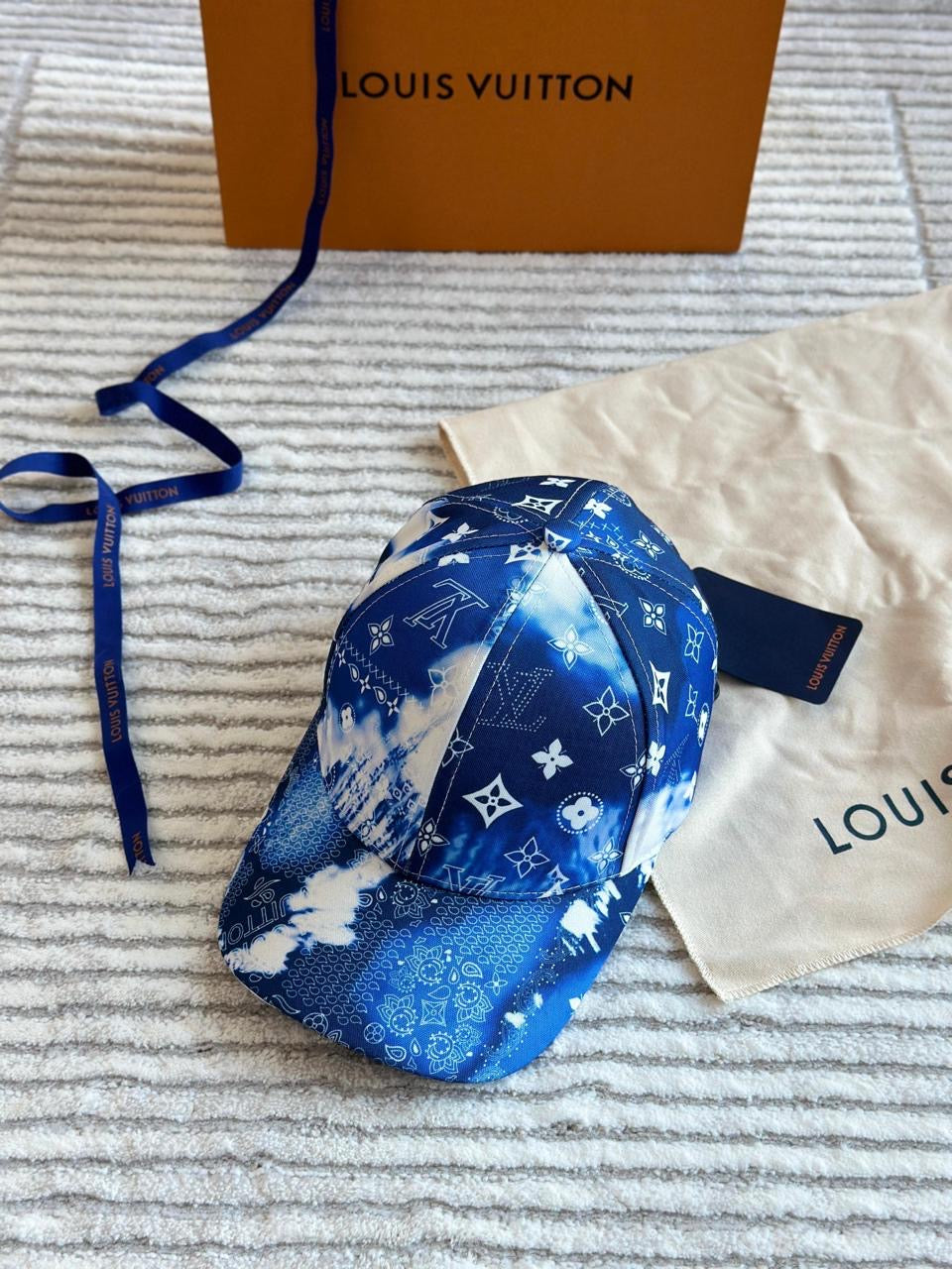 Lv cap