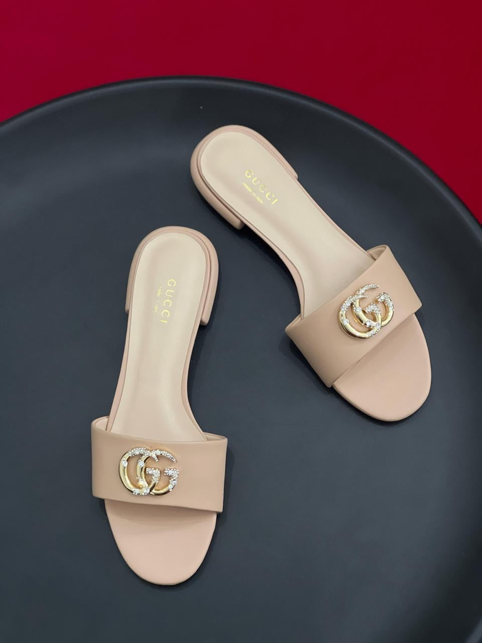 Gucci slippers