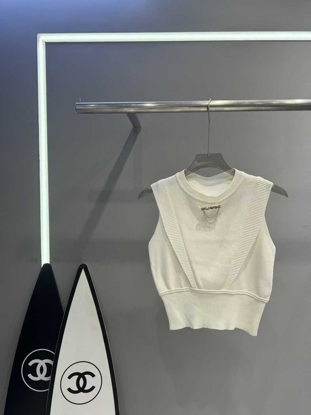 Gucci top