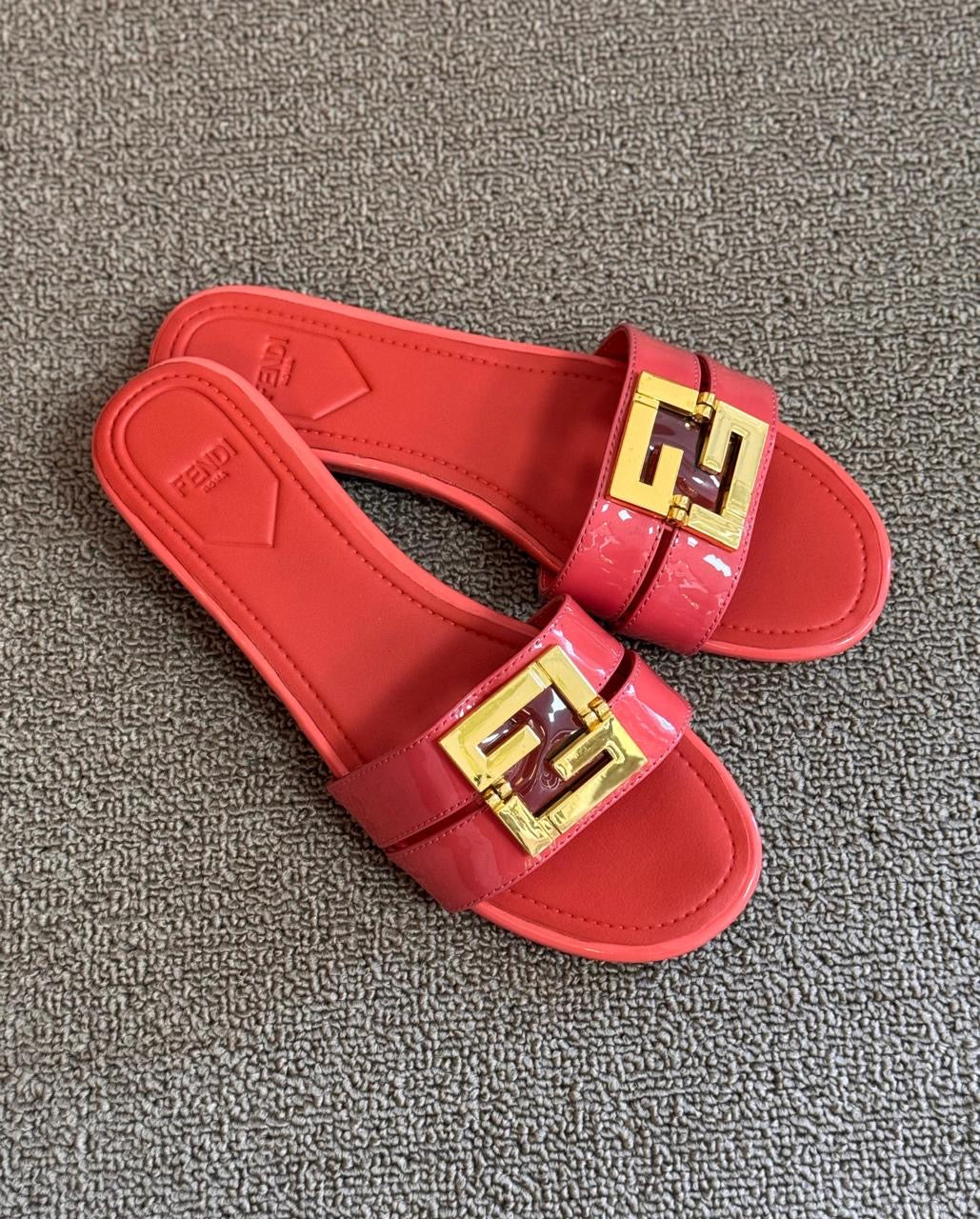 Fendi slippers
