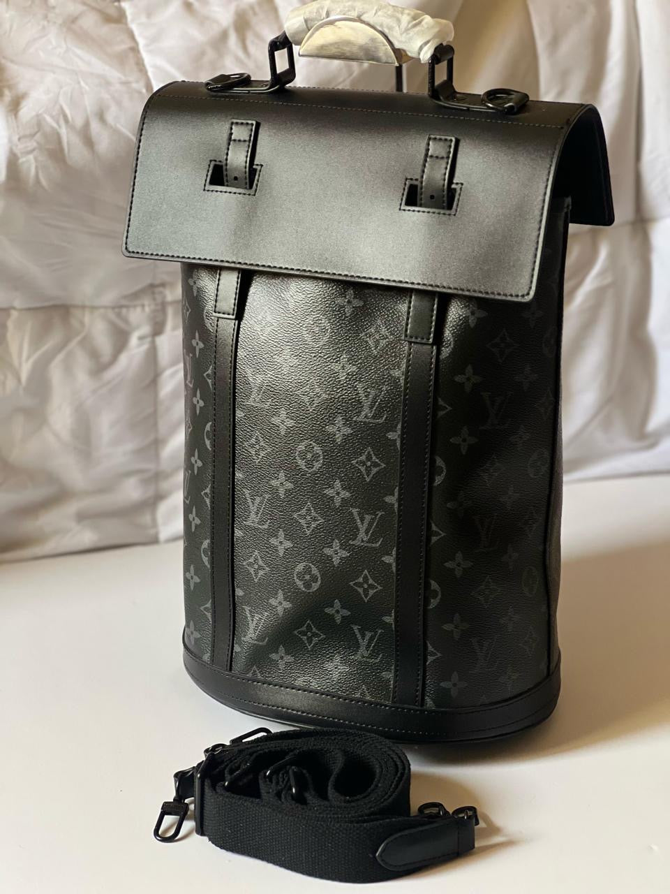 Lv bag - backpack