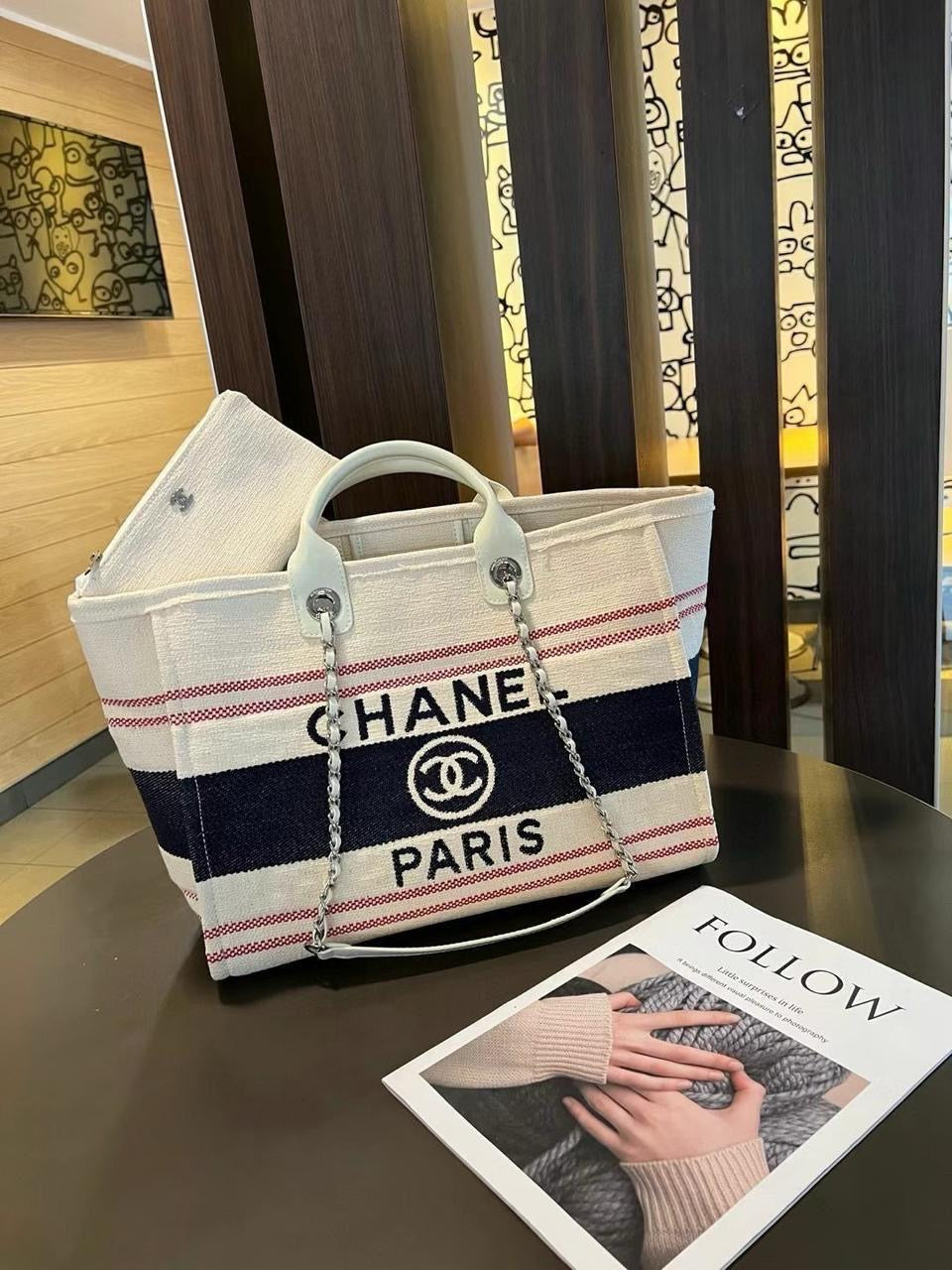 Chanel bag tote