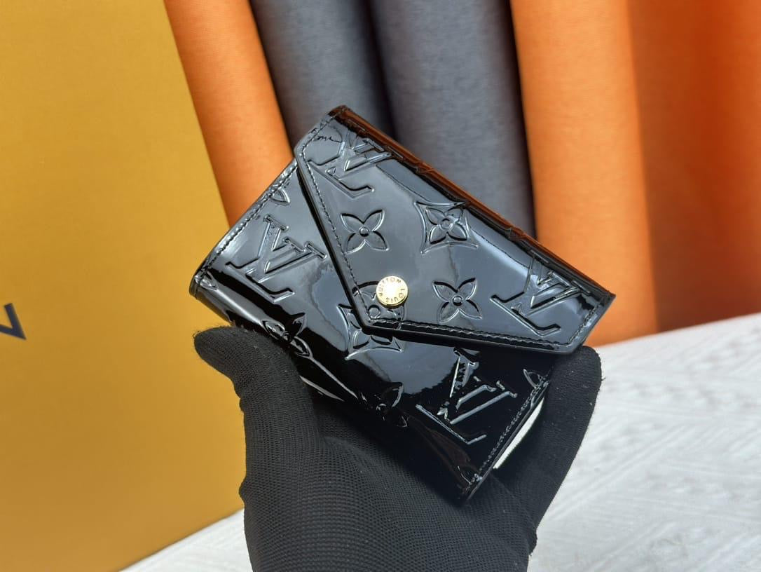 Lv wallet