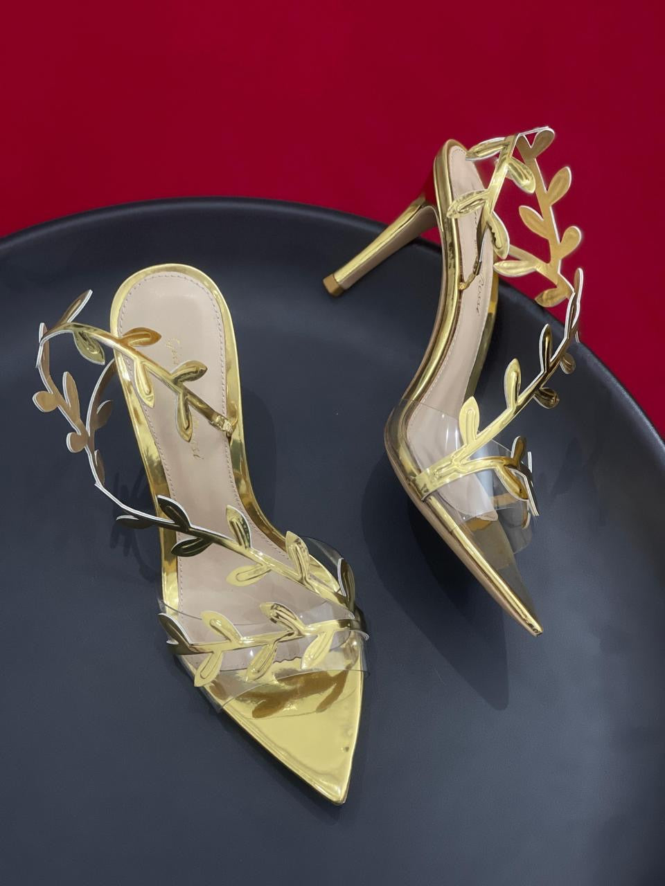 G rossi sandals heels