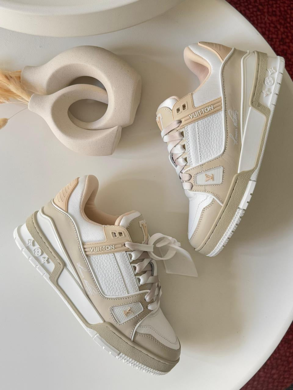 Lv sneakers