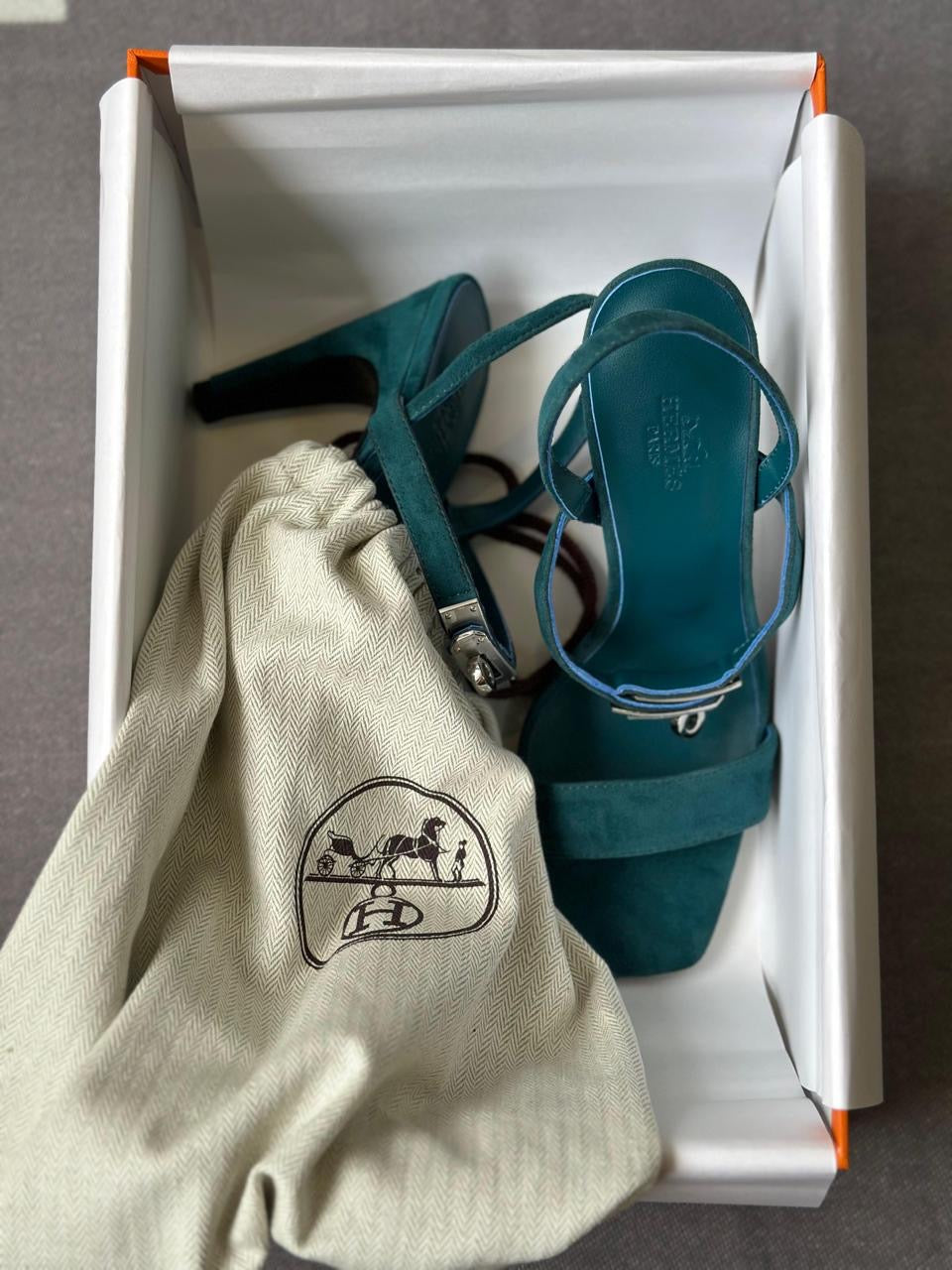 Hermes sandals heels