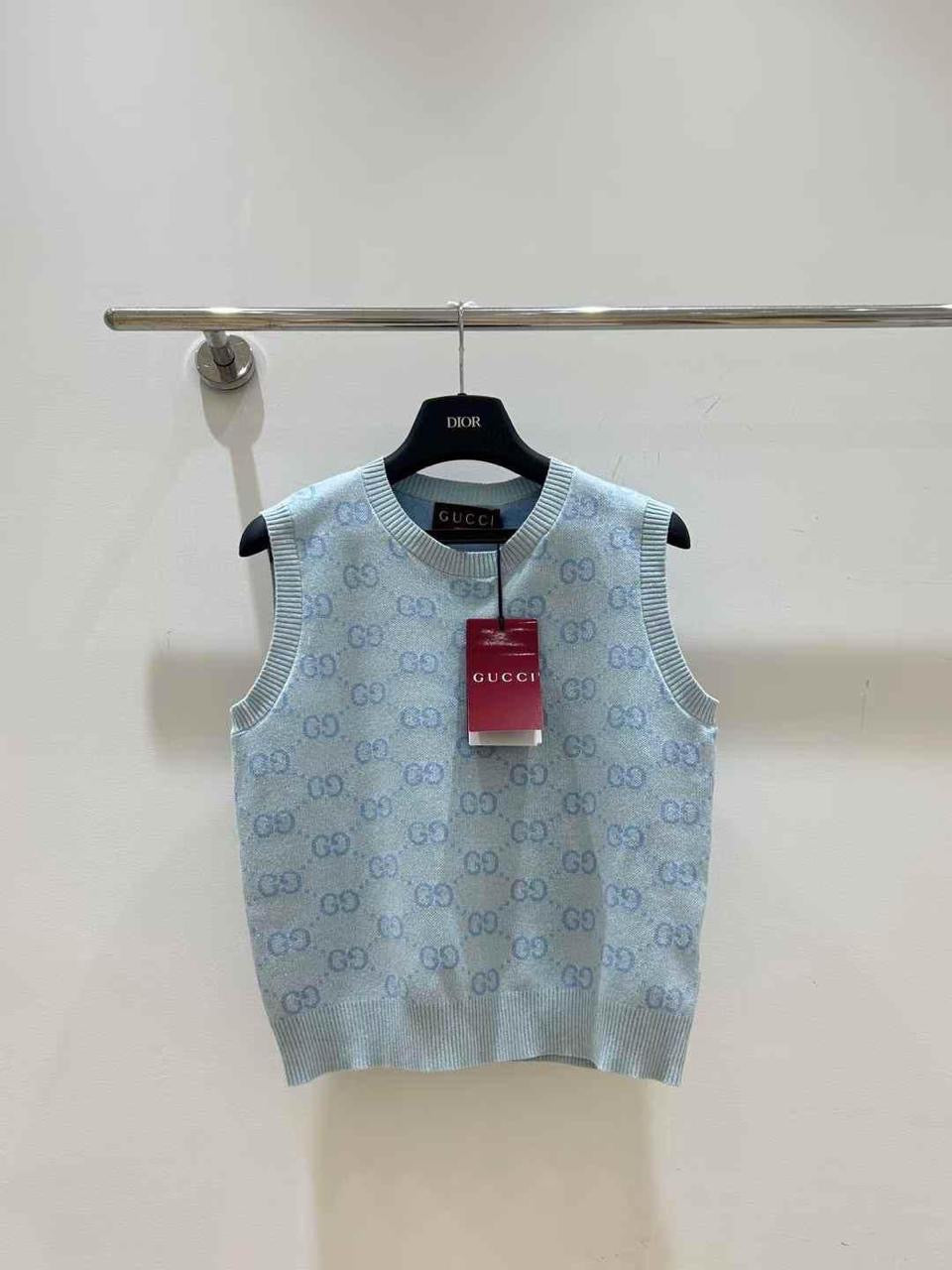 Gucci top