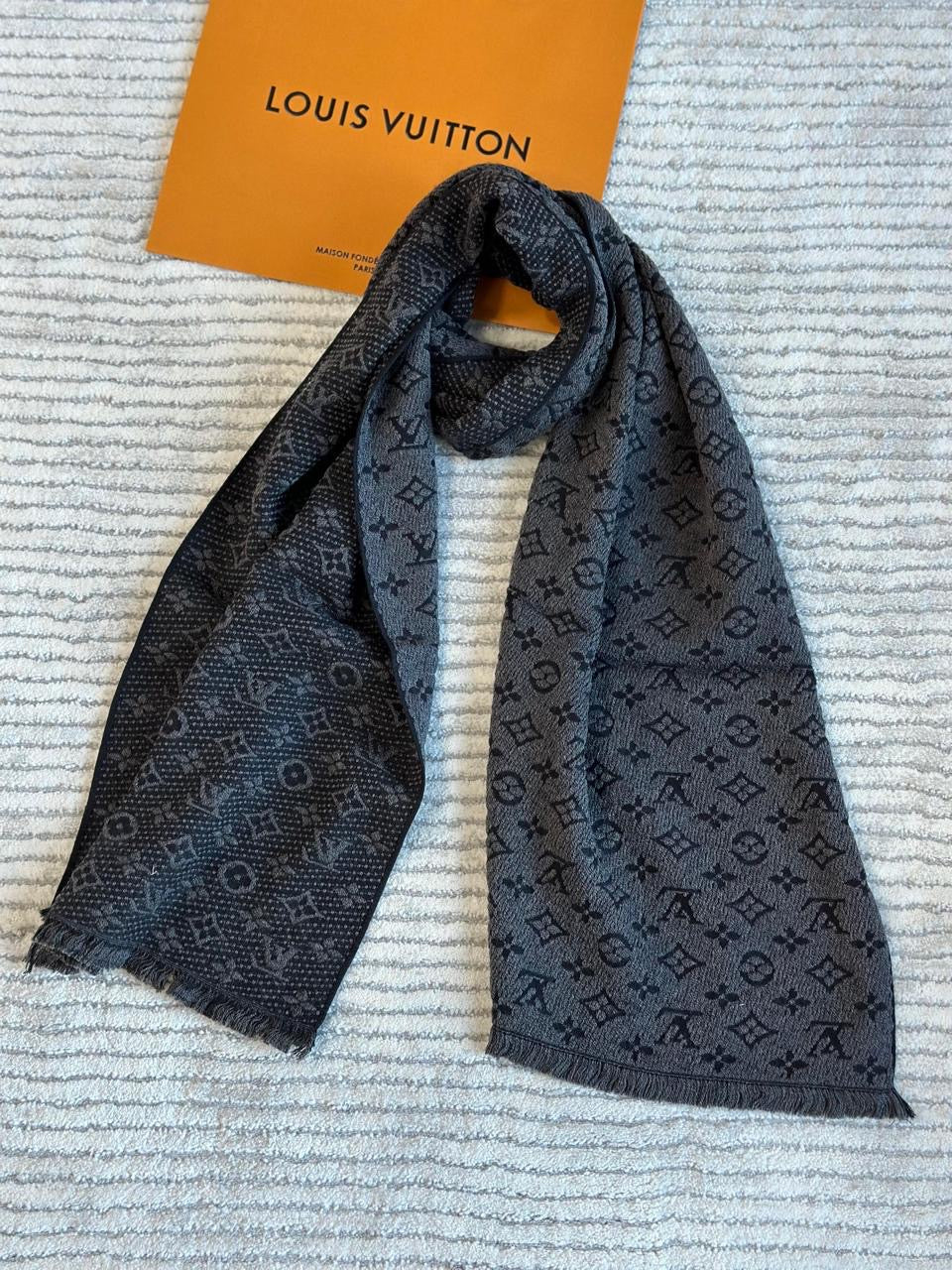 Gucci scarf