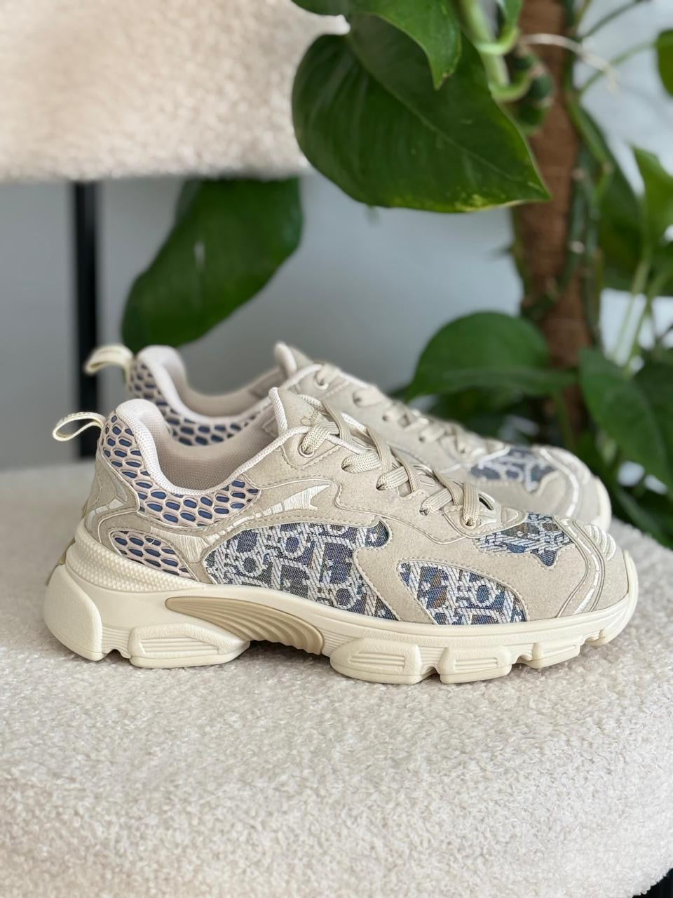 Dior sneakers