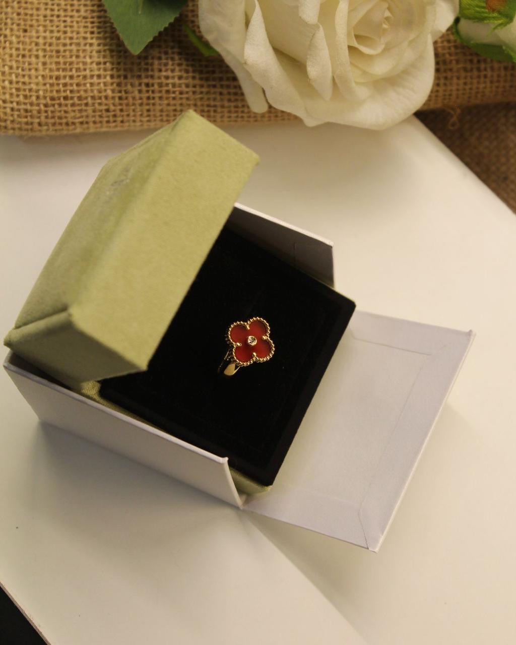 Van cleef ring