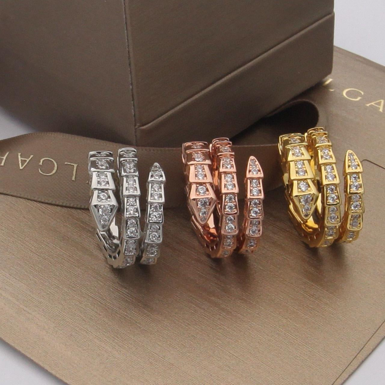 Bvlgari ring - full stones