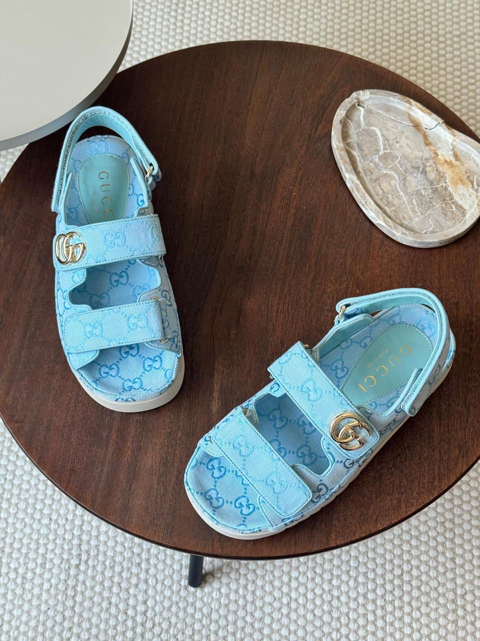 Gucci sandals. Blue