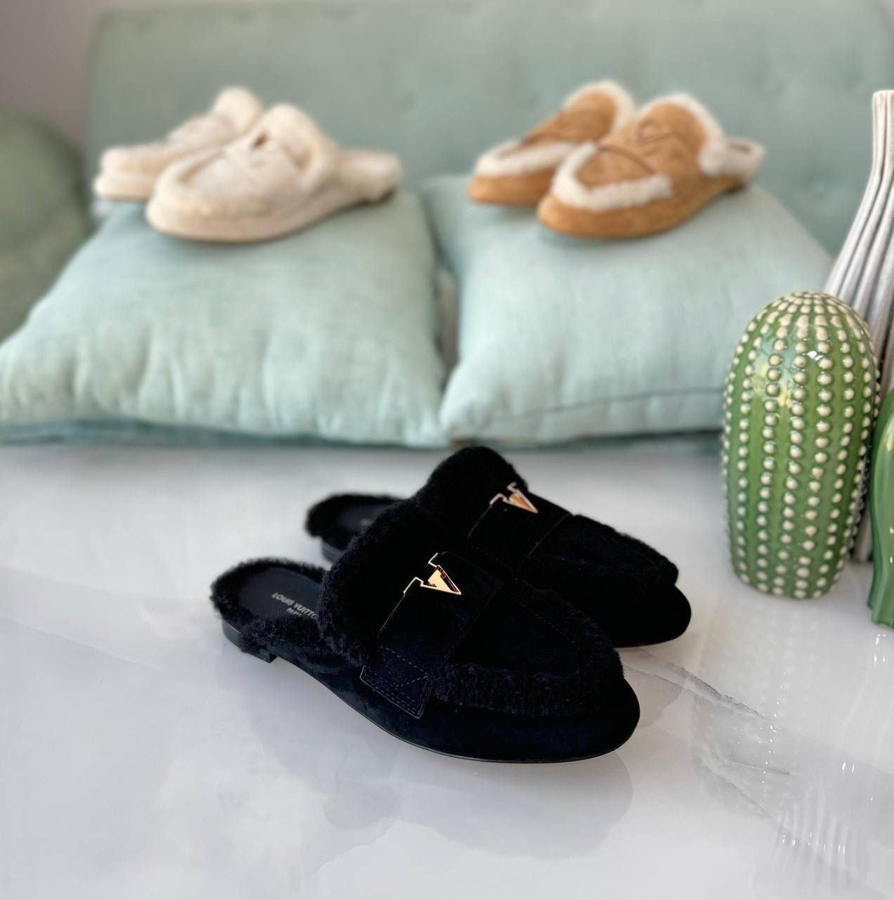 Lv mules with fur