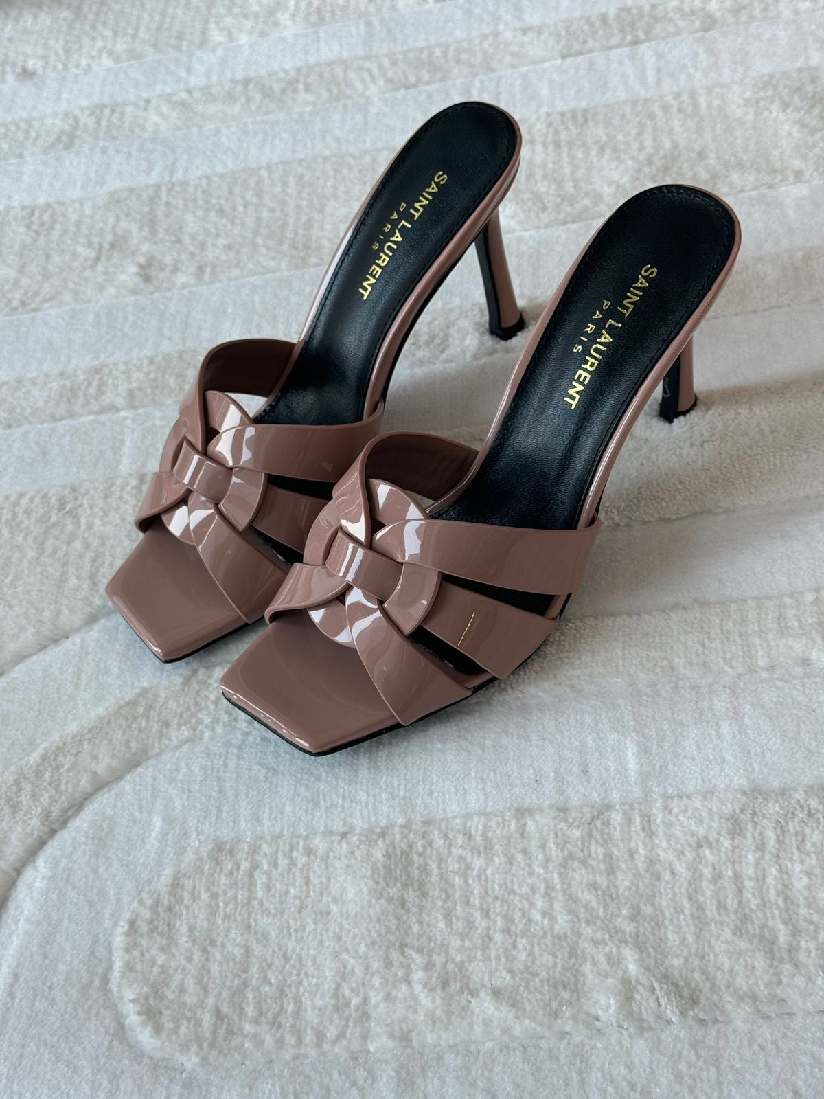 Ysl sandals heels - shiny