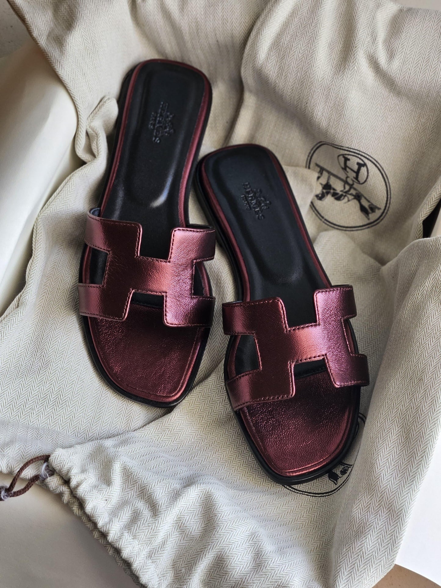 Hermes slippers - red