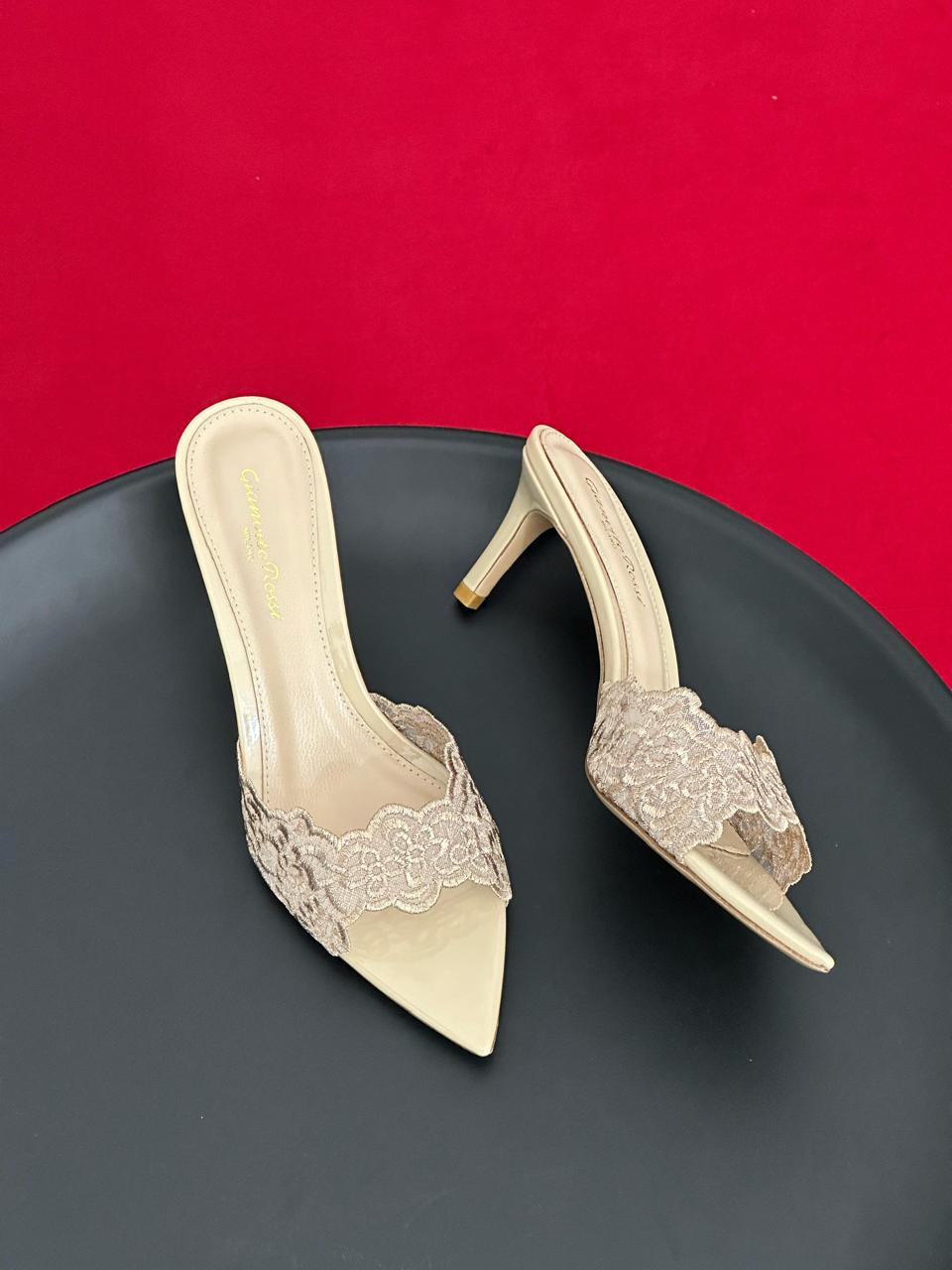 G rossi sandals heels
