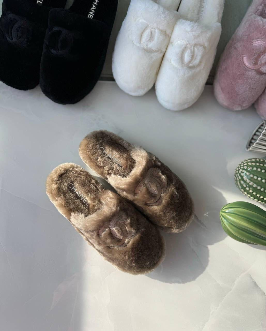 Chanel mules with fur