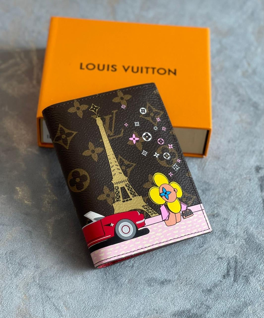 Lv passport cover -wallet