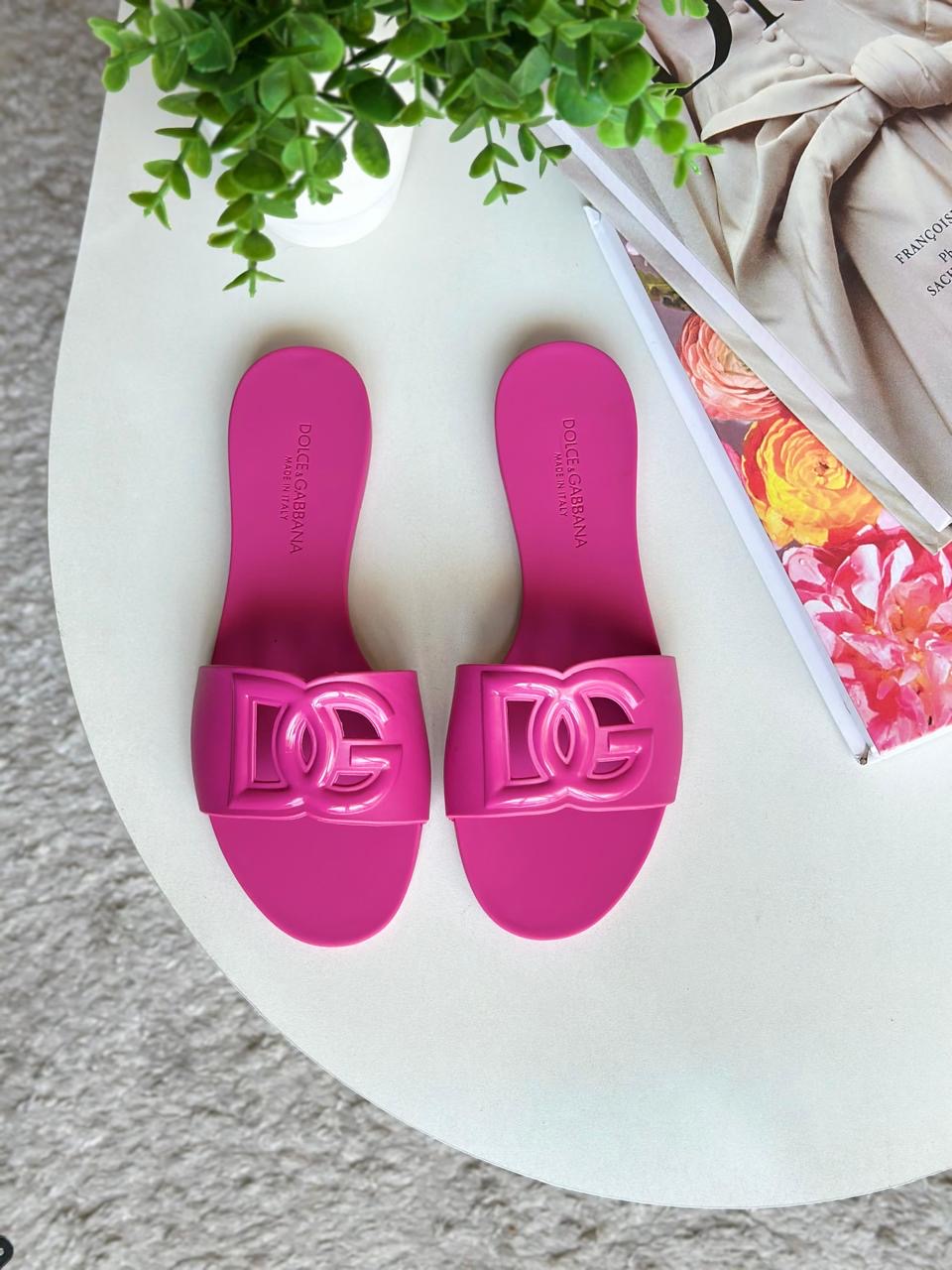 D&G slipper
