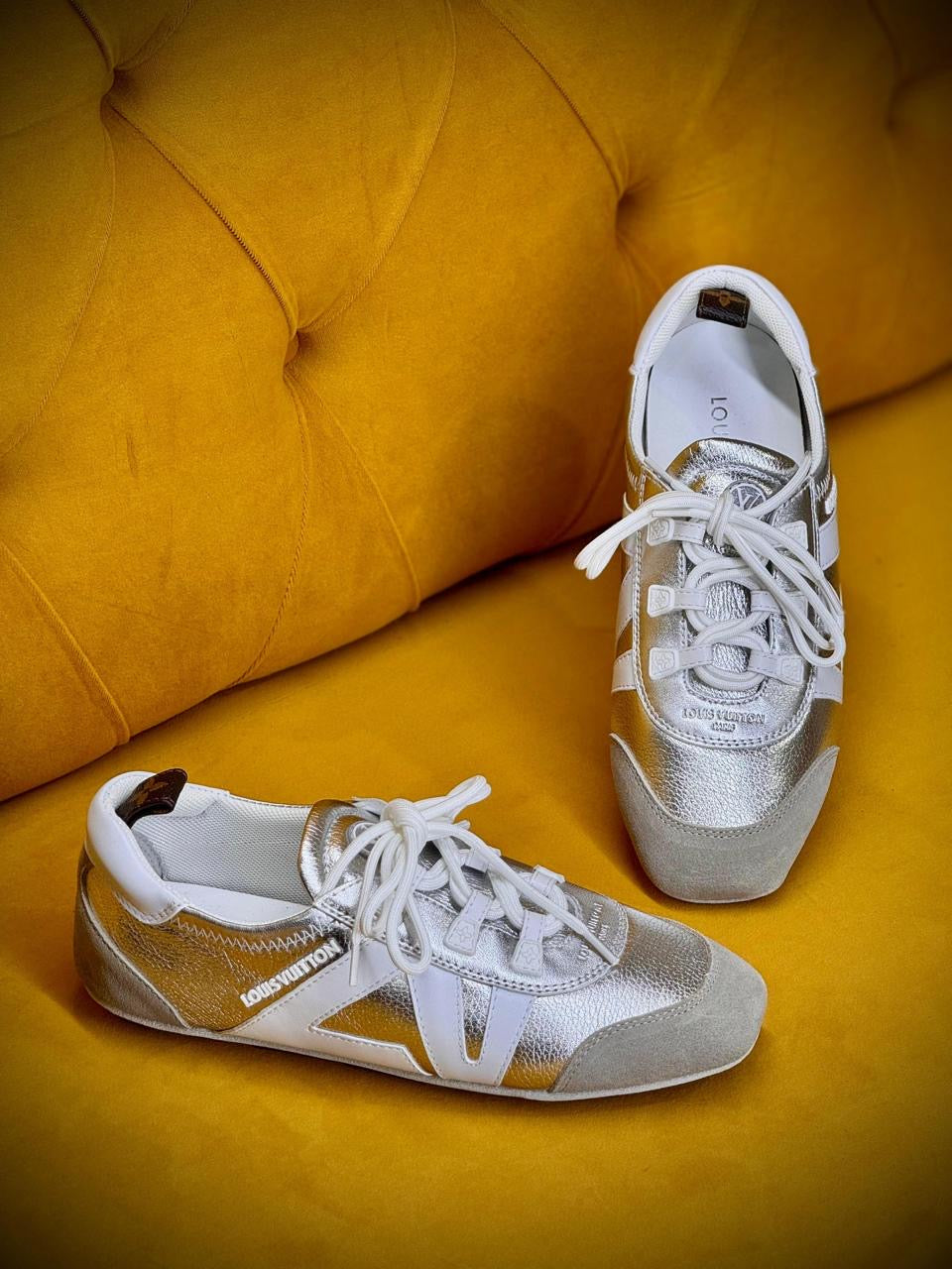 Lv sneakers