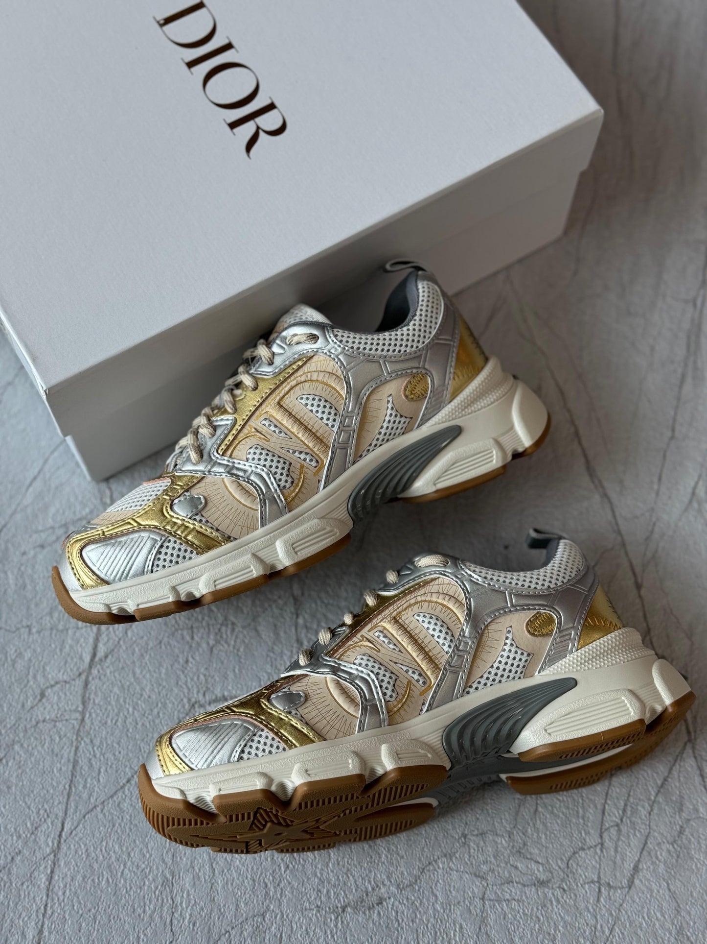 Dior sneakers