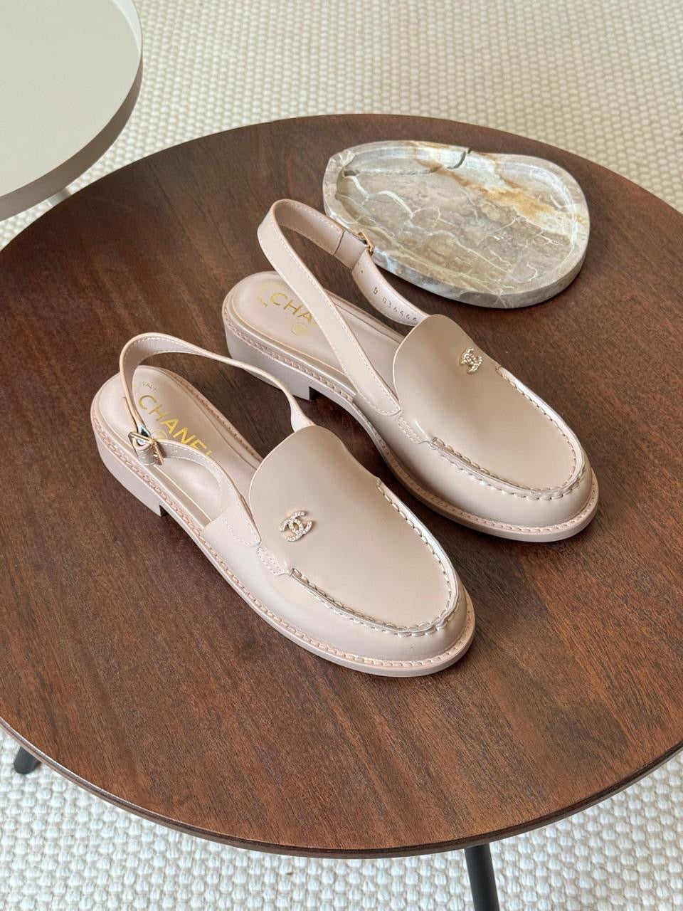 Chanel mules - beige loafer