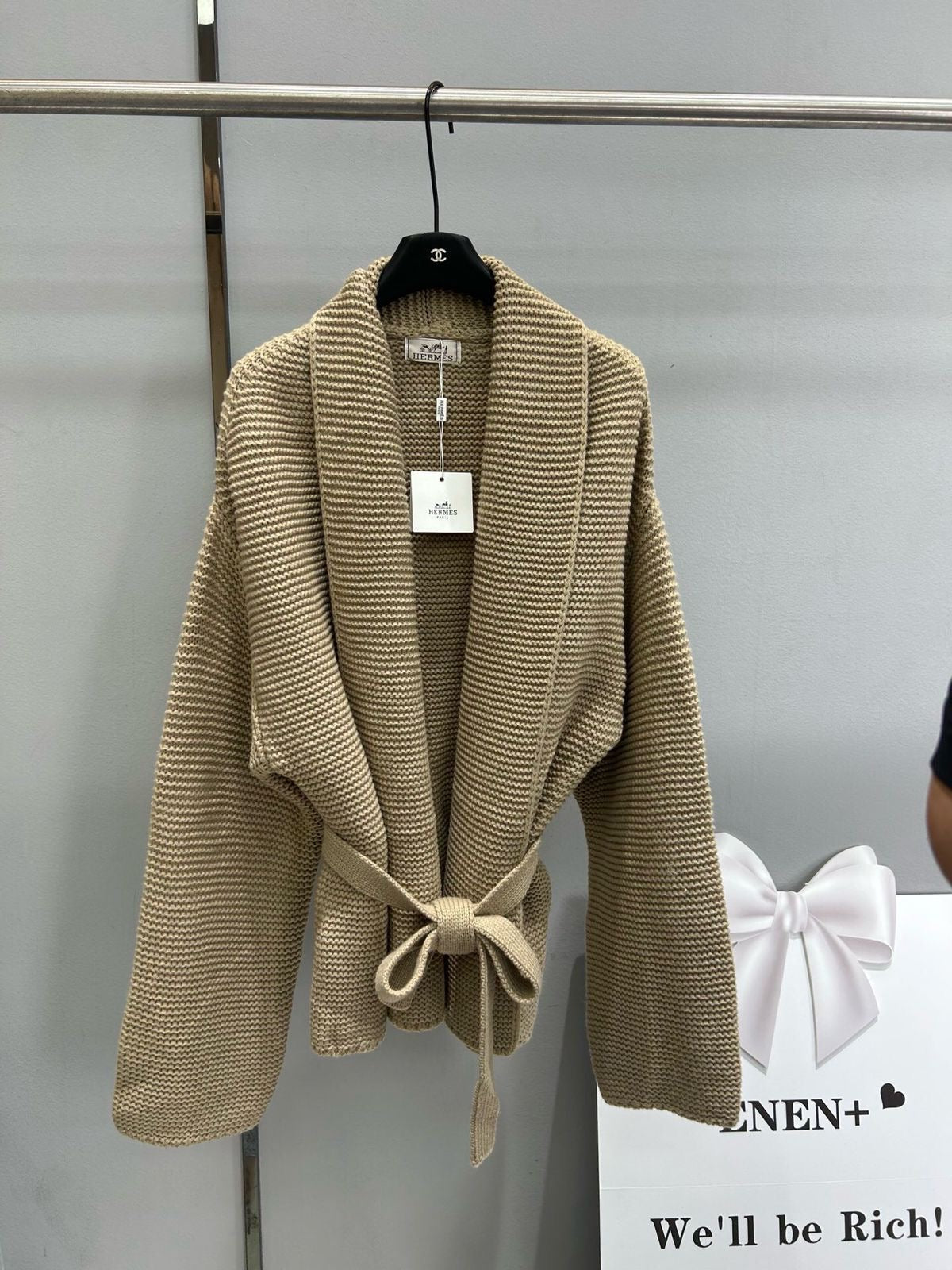 Hees jacket