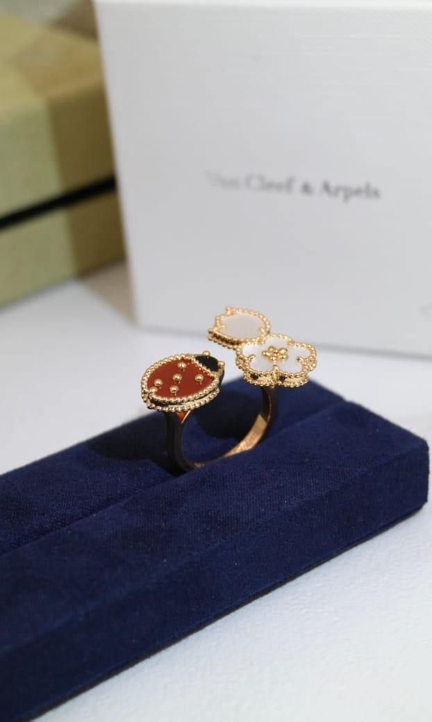 Van cleef ring