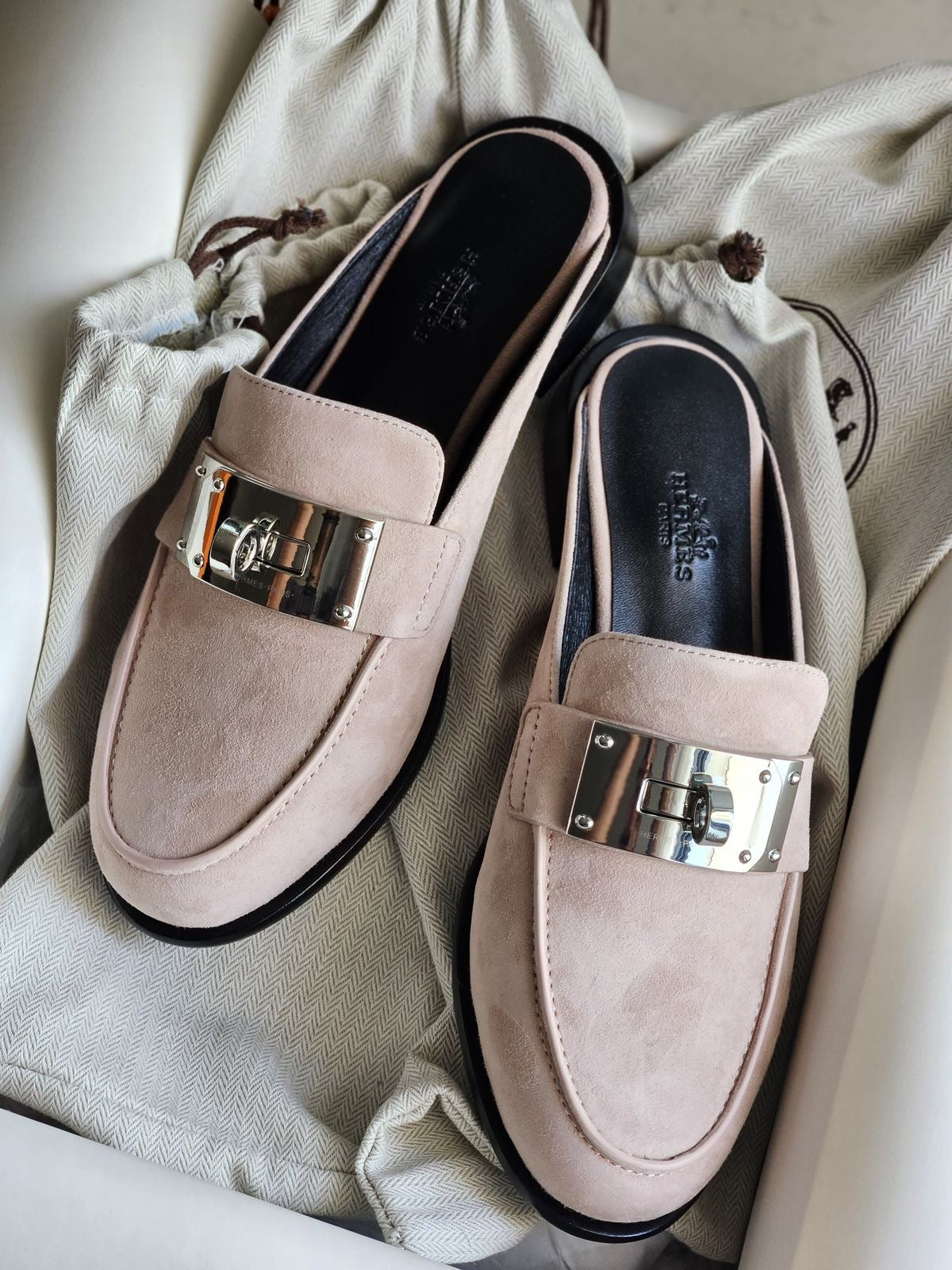 Hermes mules