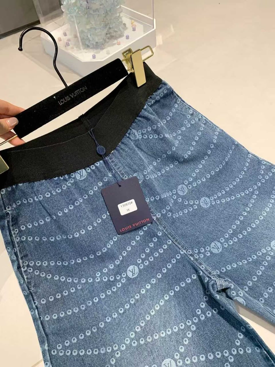 Lv pants
