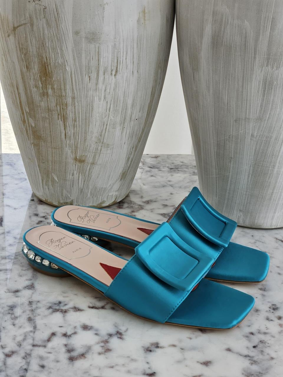 Roger vivier slippers
