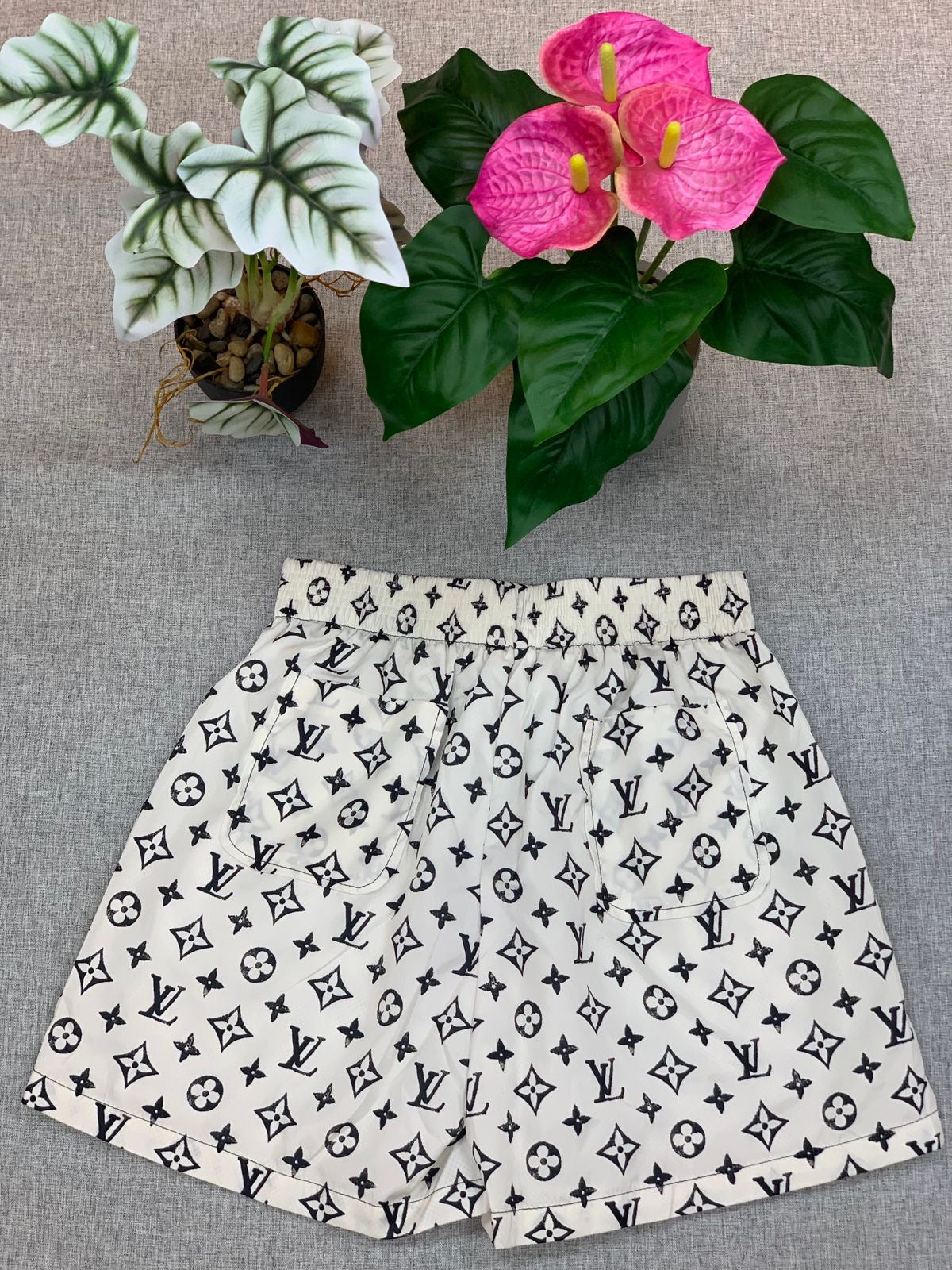 Lv short
