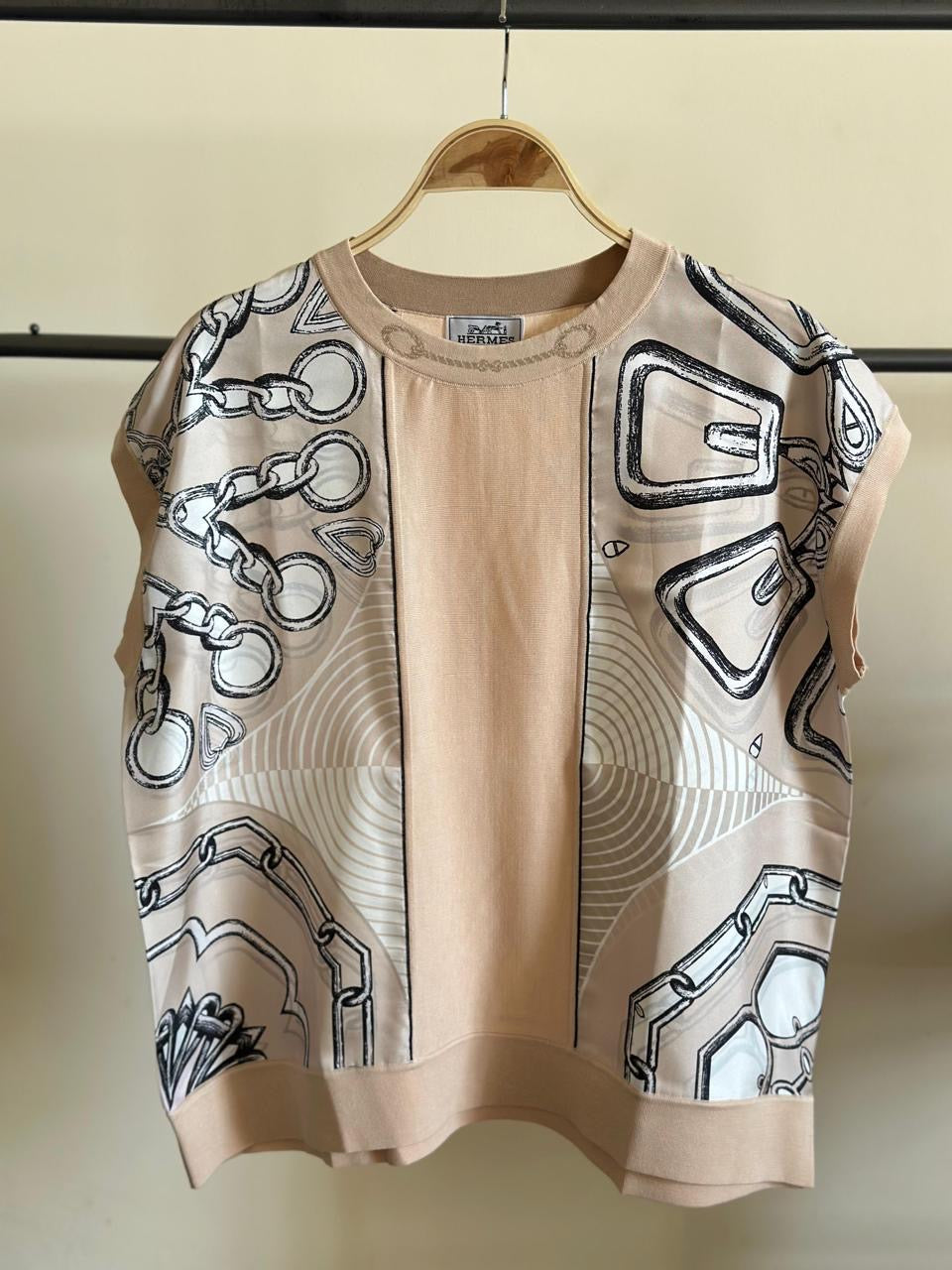 Hermes Tshirt ( real silk)