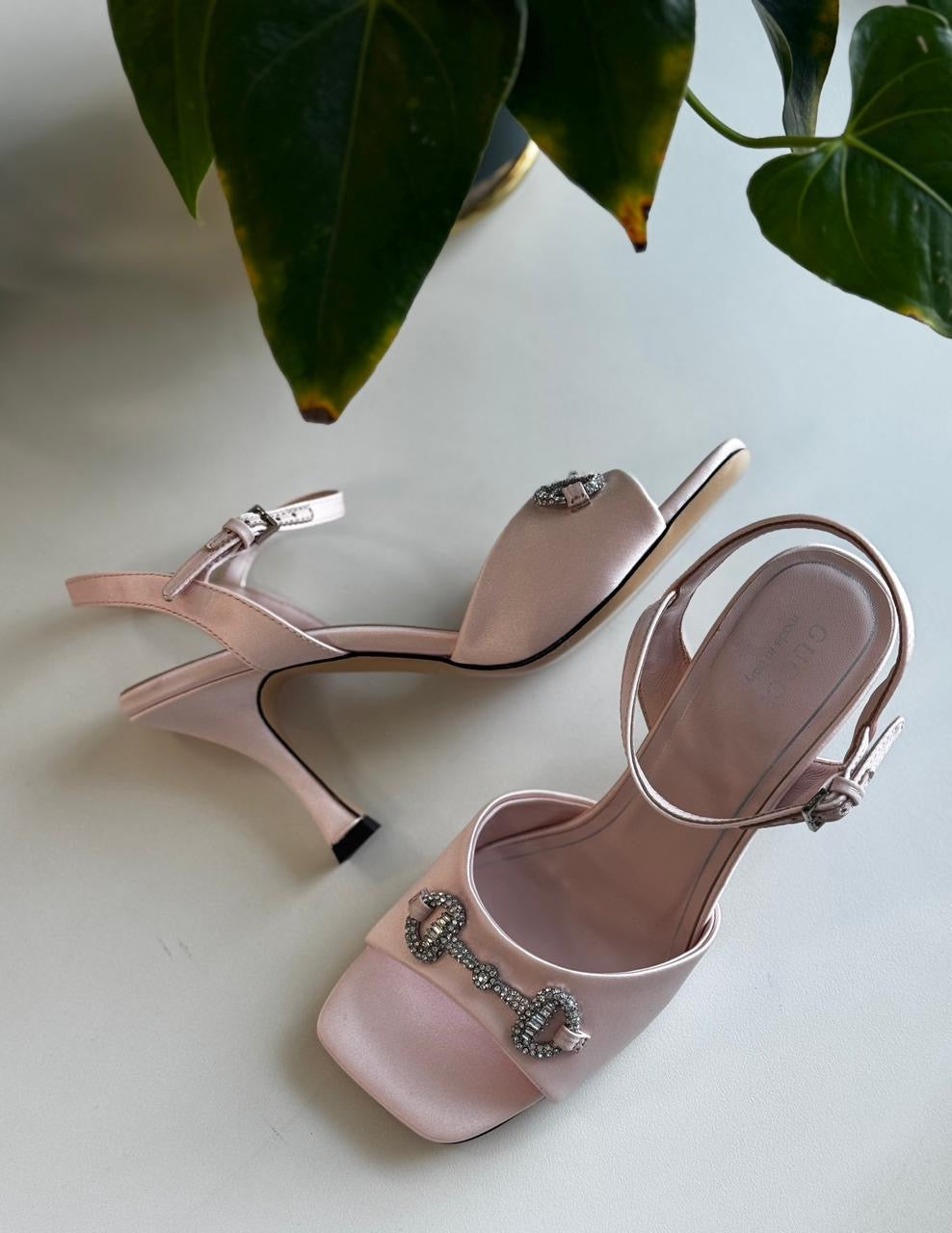 Gucci sandals heels