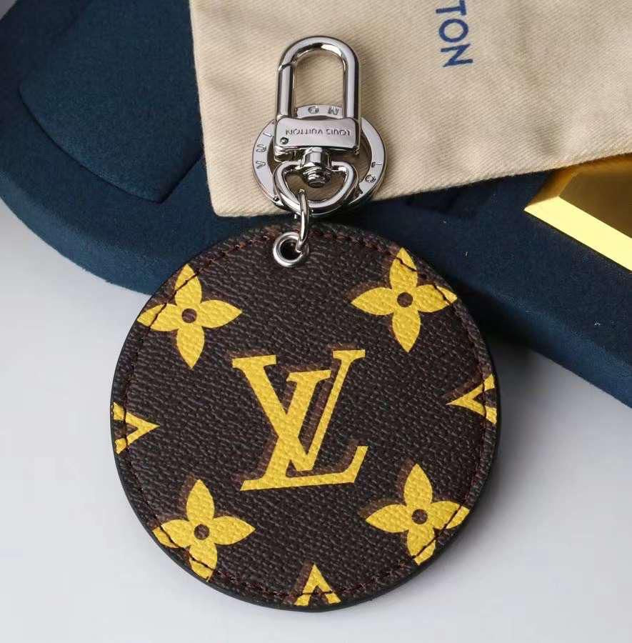 Lv jewelry- keychain