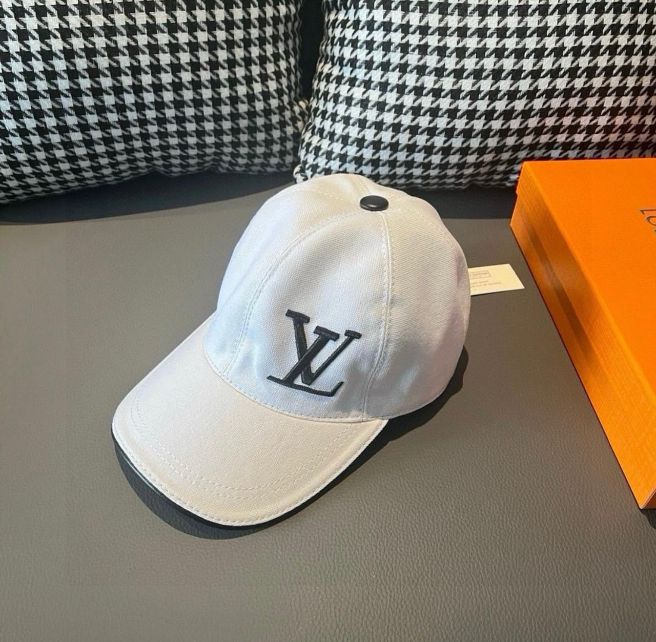 Lv cap