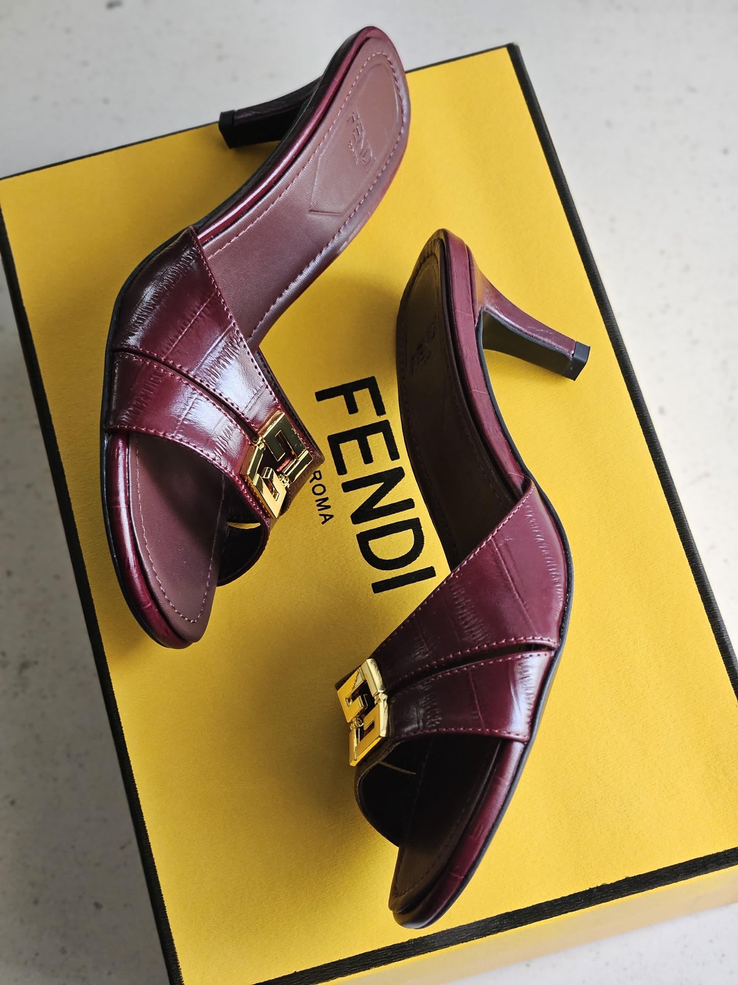 Fendi sandals heels maroon